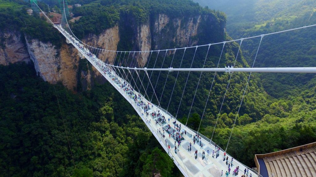 Puente Colgante de Vidrio en Zhangjiajie China